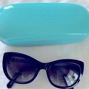 🩵Kate Spade JAYNA Sunglasses with Tiffany Blue hard shell case.🩵